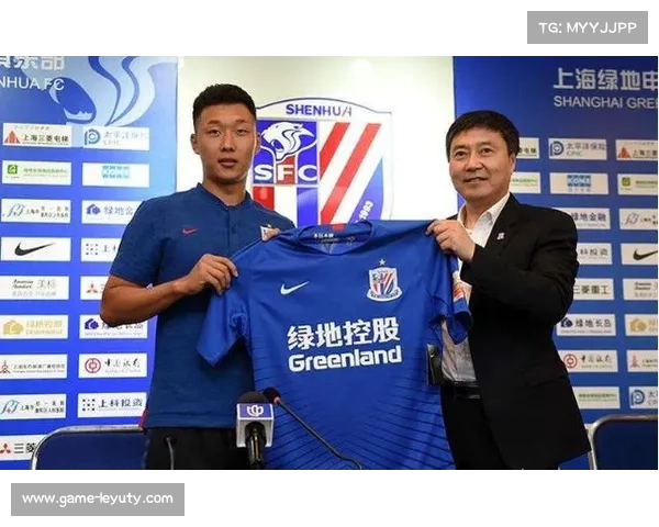 路易斯从策应到终结者转变助力申花进攻焕发新生