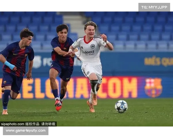 巴萨客场胜黄潜却暴露防线隐患，后防五人均出现严重失误